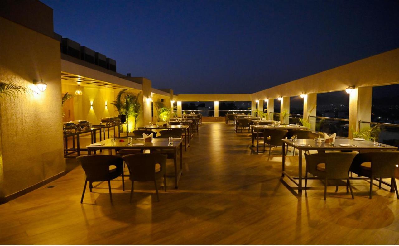 The Jagat Hotel And Spa Udaipur Eksteriør billede