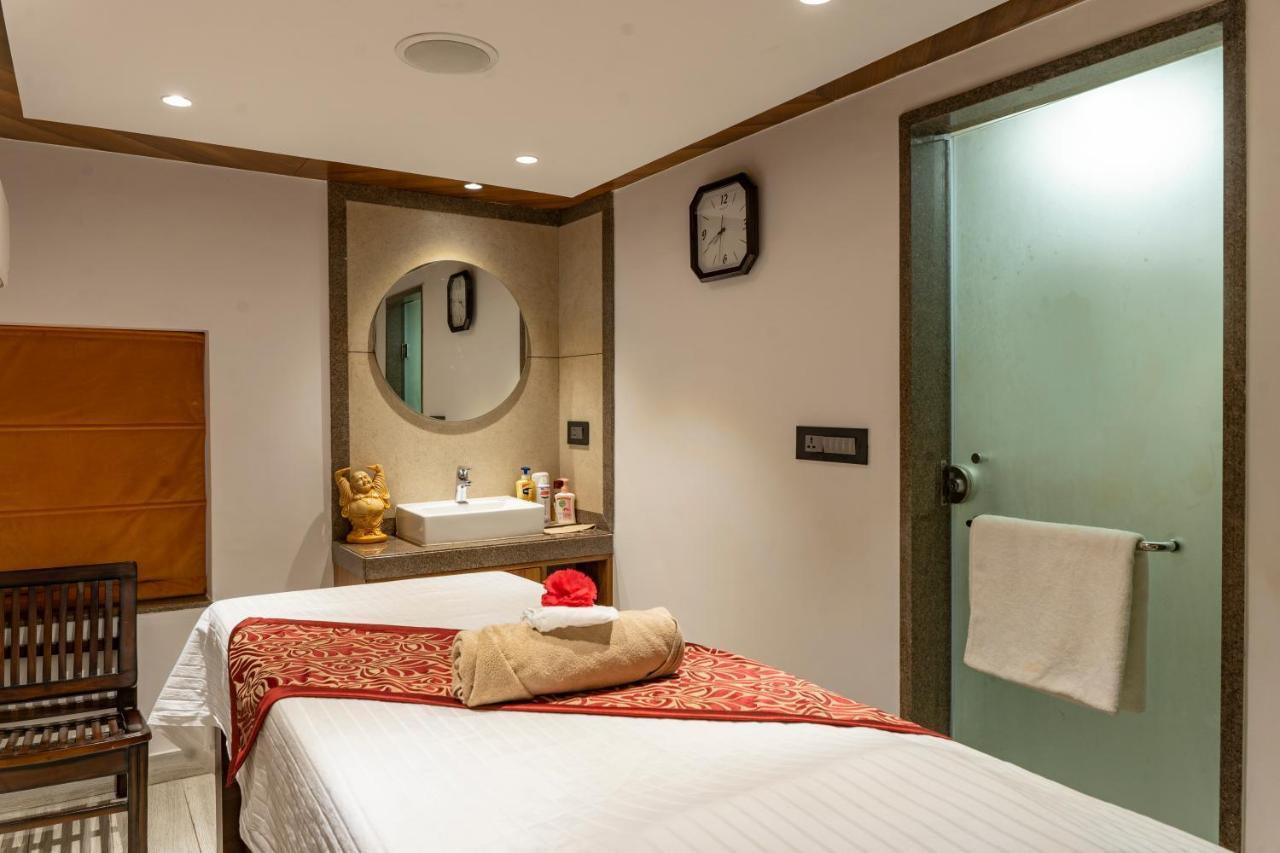 The Jagat Hotel And Spa Udaipur Eksteriør billede